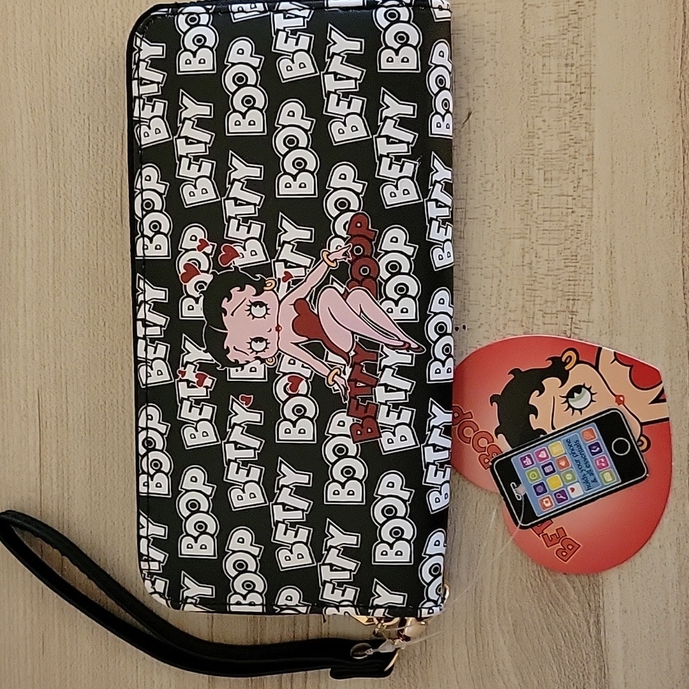 Betty boob wallet /hold your cell phone